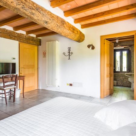 Agriturismo Il Salice Tizzano Val Parma 외부 사진