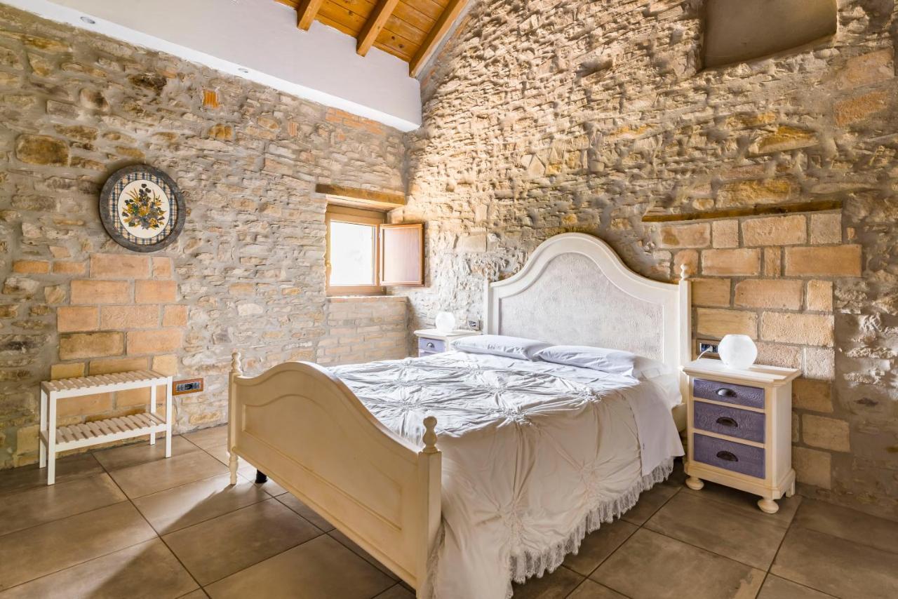 Agriturismo Il Salice Tizzano Val Parma 외부 사진
