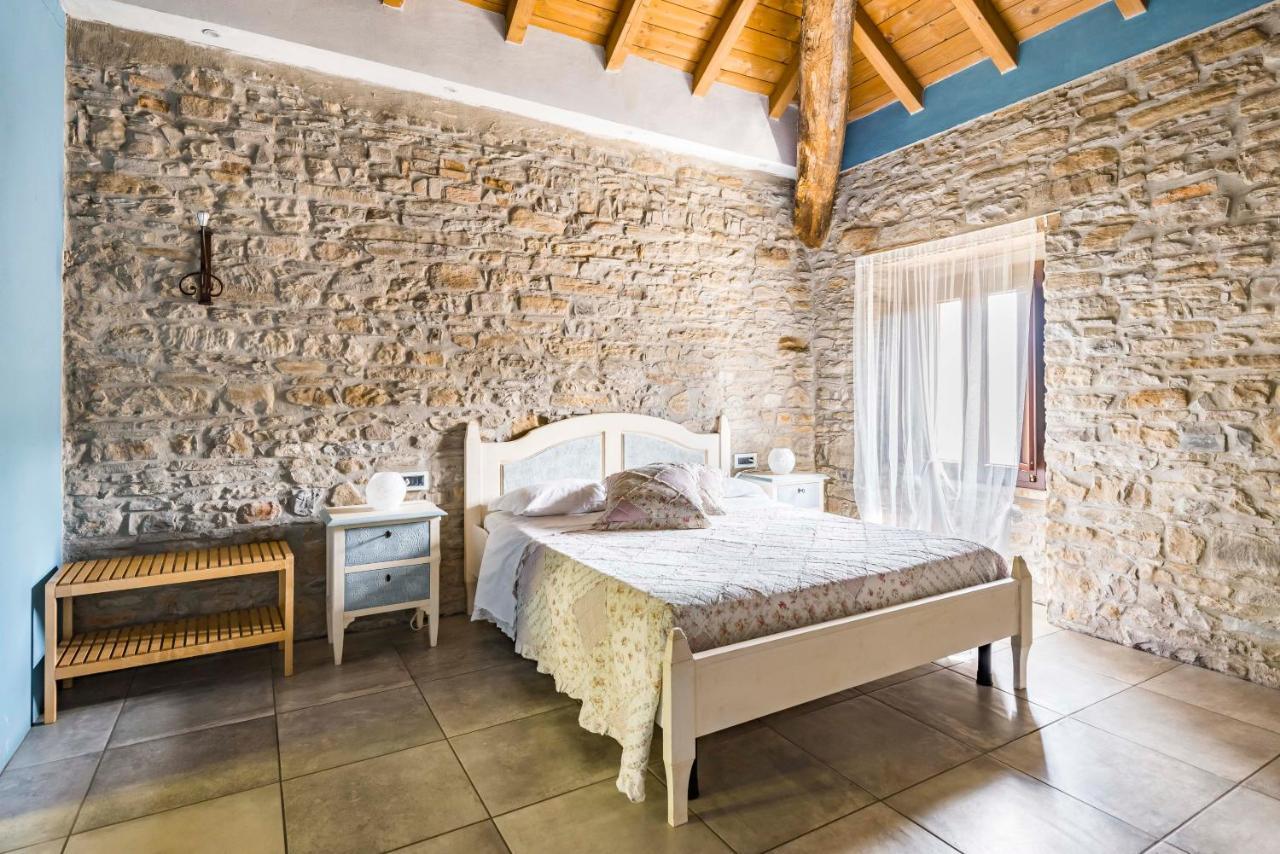 Agriturismo Il Salice Tizzano Val Parma 외부 사진