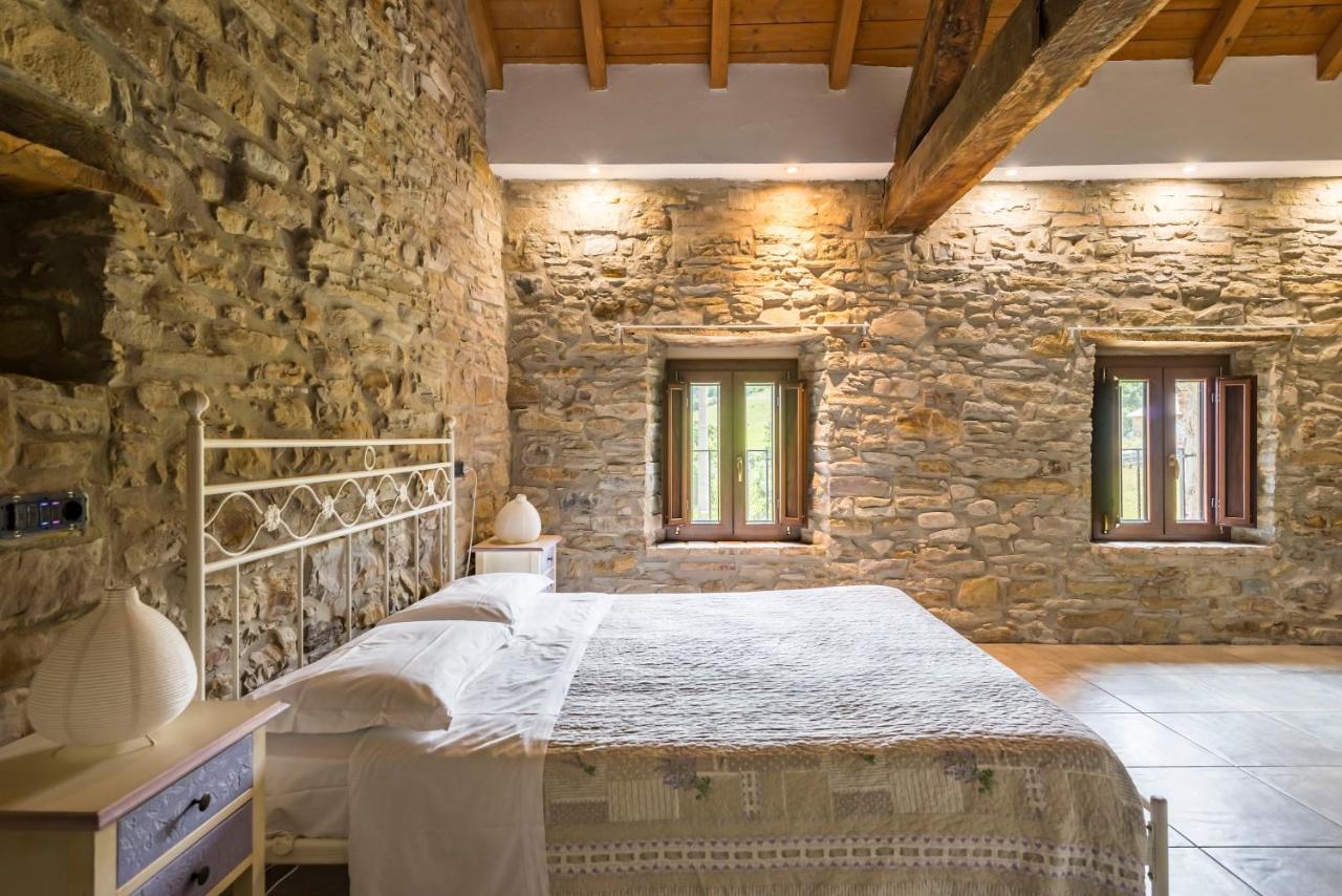 Agriturismo Il Salice Tizzano Val Parma 외부 사진