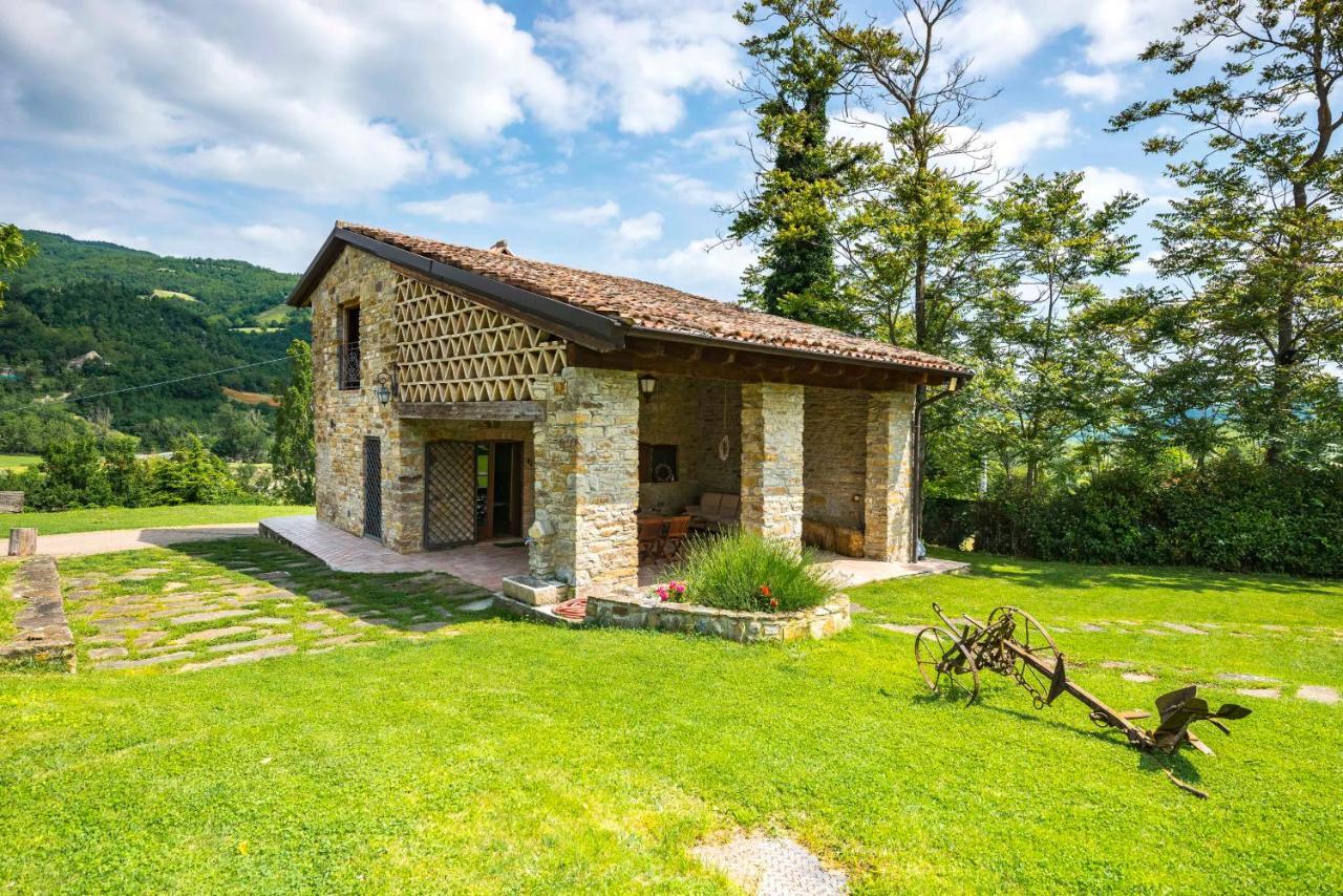 Agriturismo Il Salice Tizzano Val Parma 외부 사진