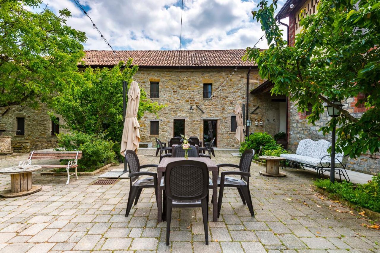 Agriturismo Il Salice Tizzano Val Parma 외부 사진