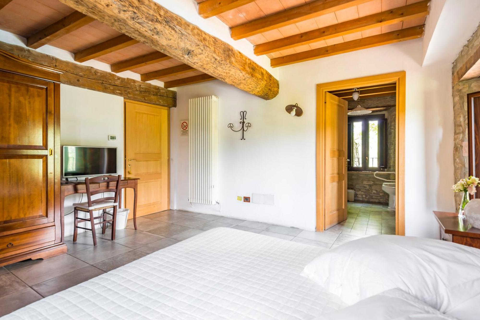 Agriturismo Il Salice Tizzano Val Parma 외부 사진