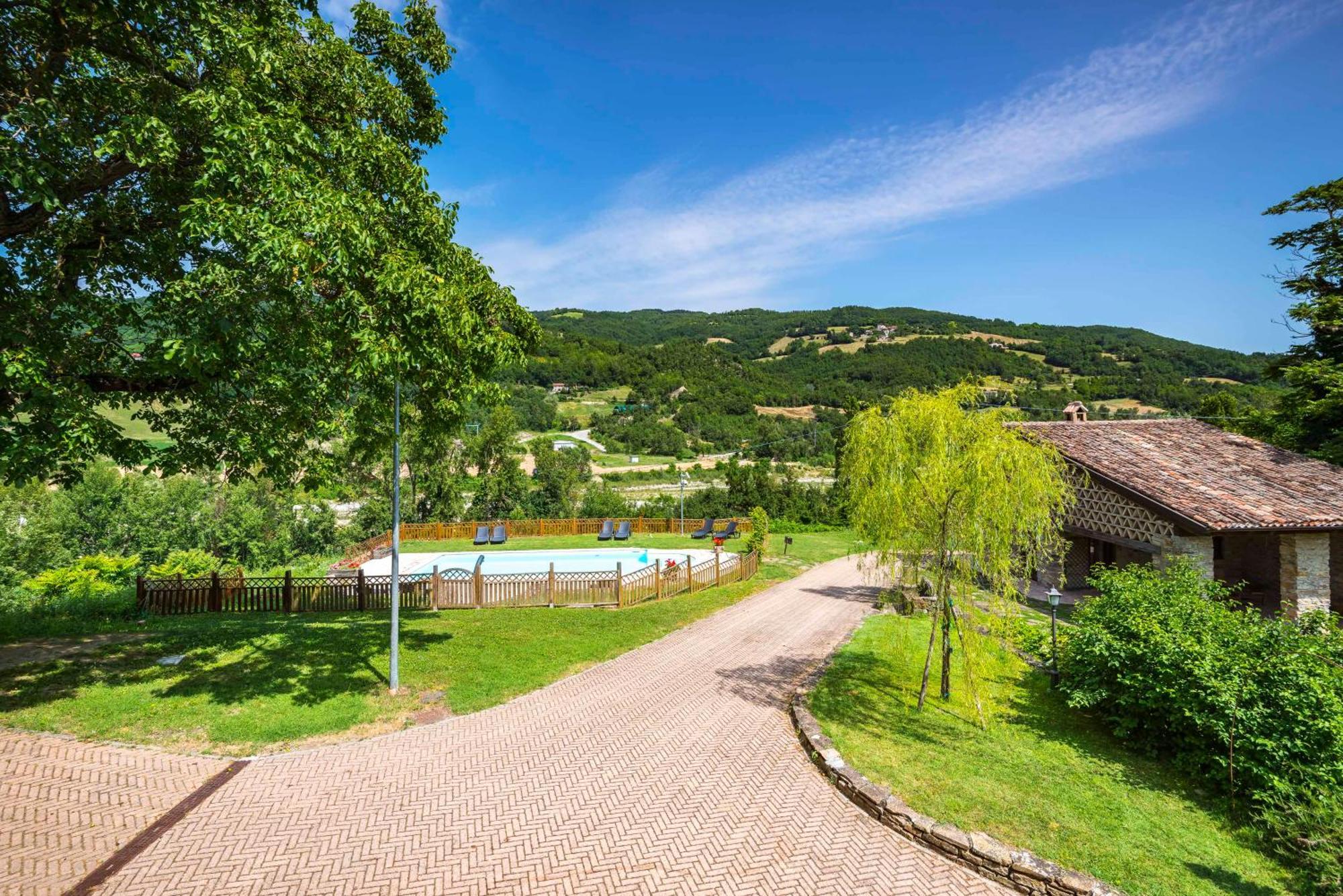 Agriturismo Il Salice Tizzano Val Parma 외부 사진
